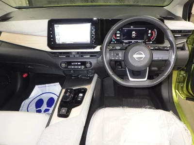 NISSAN AURA