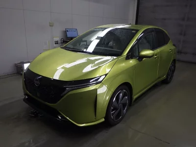NISSAN AURA