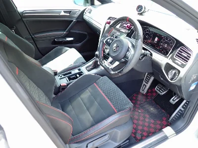 VOLKSWAGEN GOLF  GTI