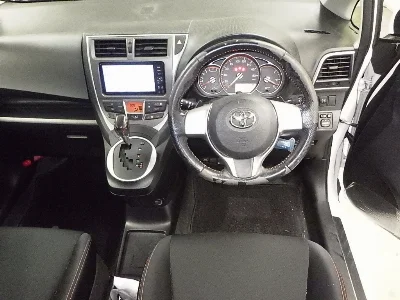 TOYOTA RACTIS