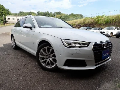 AUDI A4 AVANTE