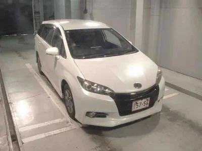 TOYOTA WISH