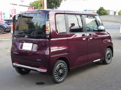 NISSAN ROOX