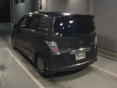 HONDA FREED SPIKE
