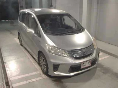 HONDA FREED
