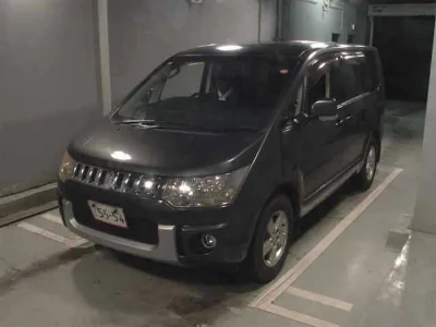 MITSUBISHI DELICA D5