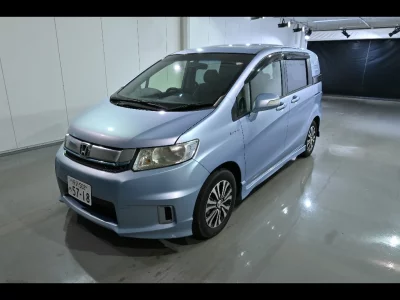 HONDA FREED SPIKE