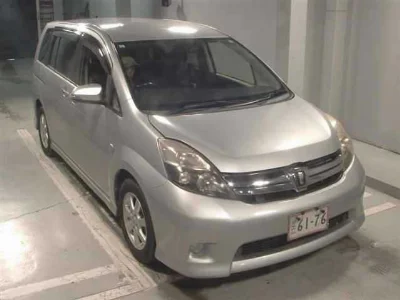 TOYOTA ISIS