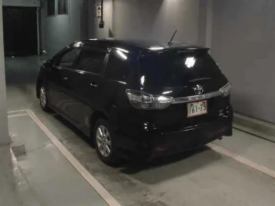 TOYOTA WISH