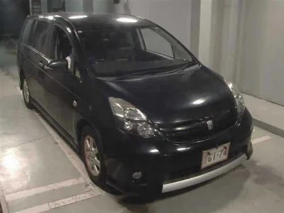 TOYOTA ISIS