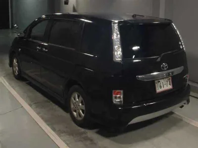 TOYOTA ISIS