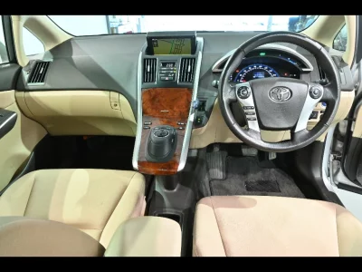 TOYOTA SAI