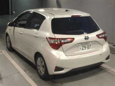 TOYOTA VITZ