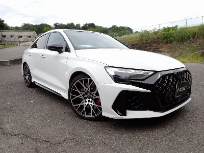 AUDI RS3