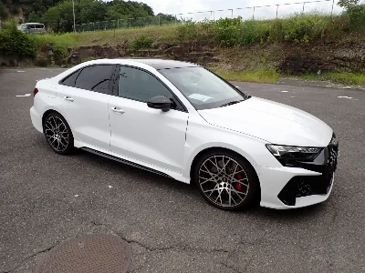 AUDI RS3
