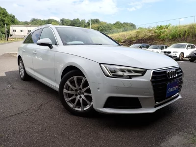 AUDI A4 AVANTE