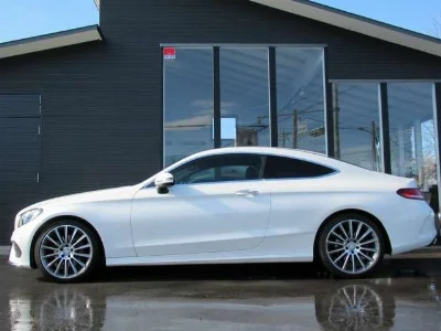 MERCEDES BENZ C CLASS