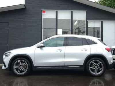 MERCEDES BENZ GLA