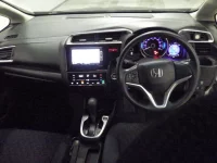 Цена авто Honda Fit с аукционов Японии, номер кузова GK3, пробег 100 000, оценка 2