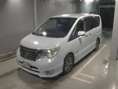 NISSAN SERENA