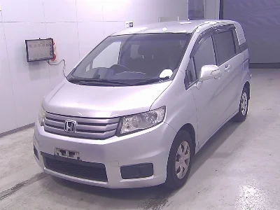 HONDA FREED SPIKE