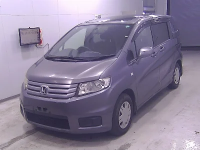 Honda Freed Spike