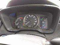 Цена авто Toyota Corolla с аукционов Японии, номер кузова ZWE211, пробег 62 000, оценка 8