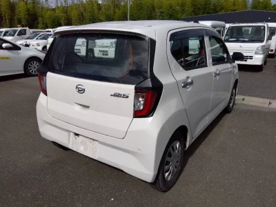 DAIHATSU MIRA E S