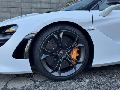 MCLAREN 720S