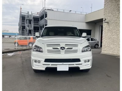 INFINITI QX56