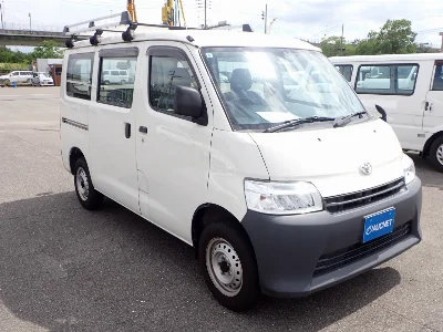 TOYOTA TOWN ACE VAN