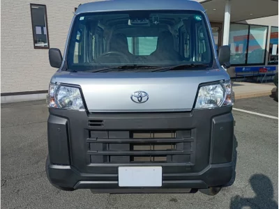 TOYOTA PIXIS VAN
