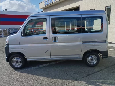 TOYOTA PIXIS VAN