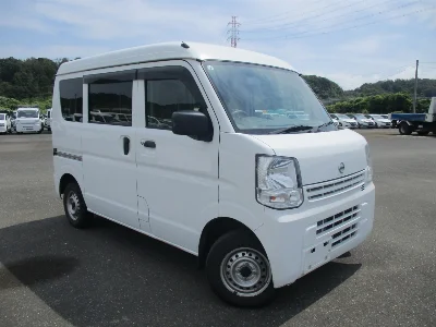 NISSAN CLIPPER VAN