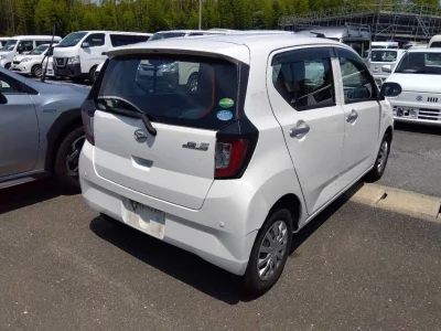 DAIHATSU MIRA E S
