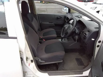 NISSAN AD