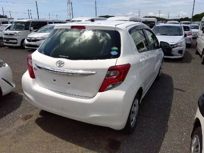 TOYOTA VITZ
