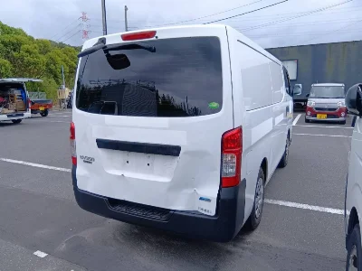 NISSAN NV350 CARAVAN