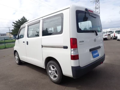 TOYOTA LITE ACE VAN