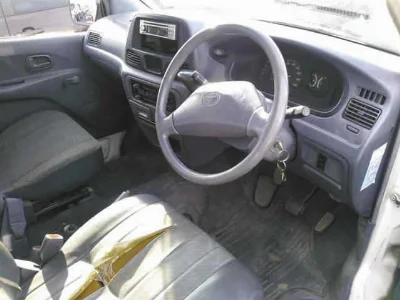 TOYOTA LITE ACE VAN