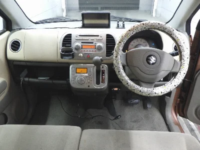 SUZUKI MRWAGON