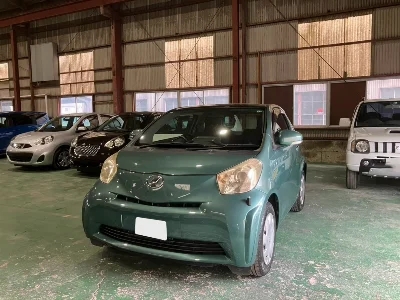 TOYOTA IQ