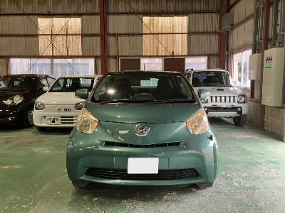 TOYOTA IQ