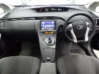Цена авто Toyota Prius с аукционов Японии, номер кузова ZVW30, пробег 122 000, оценка 6