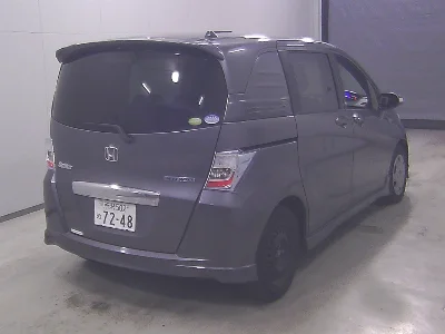 HONDA FREED SPIKE