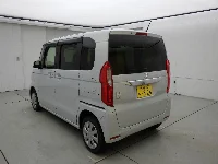 Цена авто Honda N-Box с аукционов Японии, номер кузова JF4, пробег 32 000, оценка 3