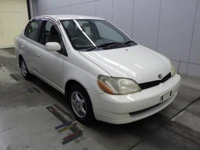 TOYOTA PLATZ