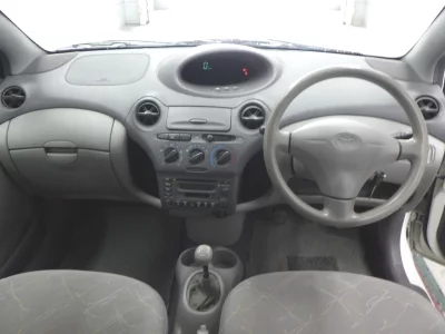 TOYOTA PLATZ