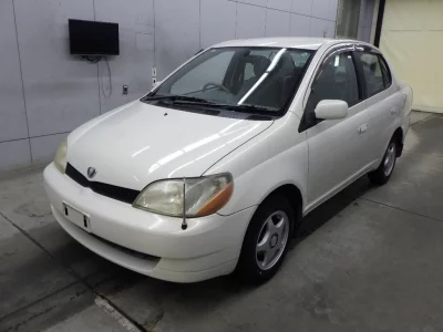 TOYOTA PLATZ