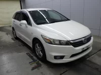 Цена авто Honda Stream с аукционов Японии, номер кузова RN8, пробег 177 000, оценка 2